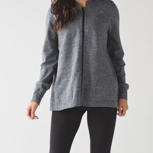 Lululemon Pleat to Street Bomber jacket
Size - 4
Style Number: W4AESS